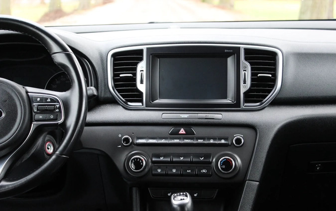 Kia Sportage cena 77999 przebieg: 114187, rok produkcji 2017 z Wałcz małe 781